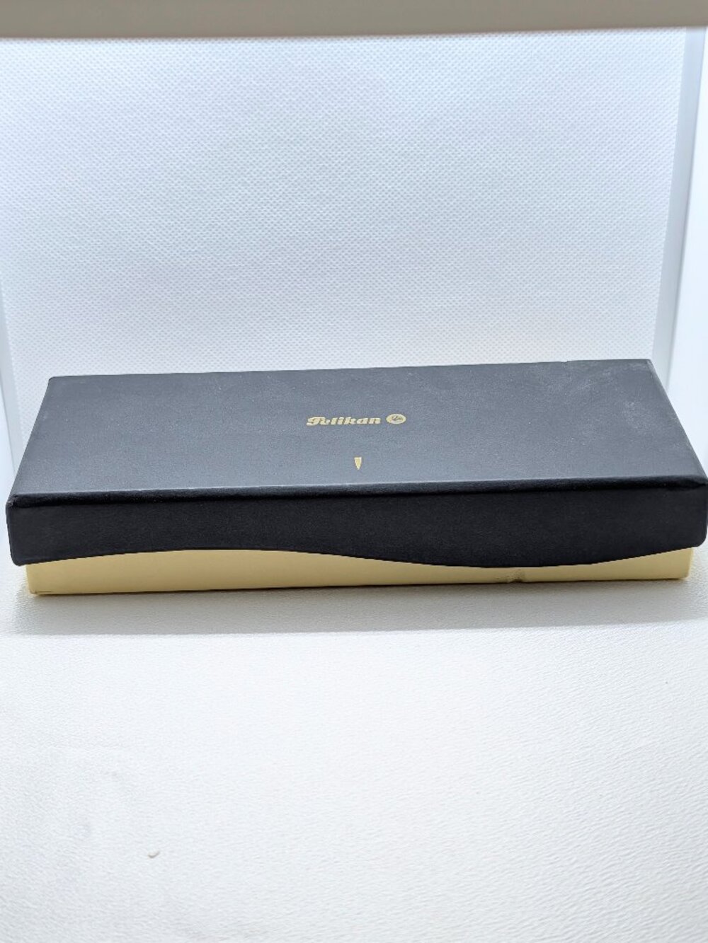 NEW Collectable Pelikan Traditional K200 Black Ball Point Pen - Picture 10 of 16